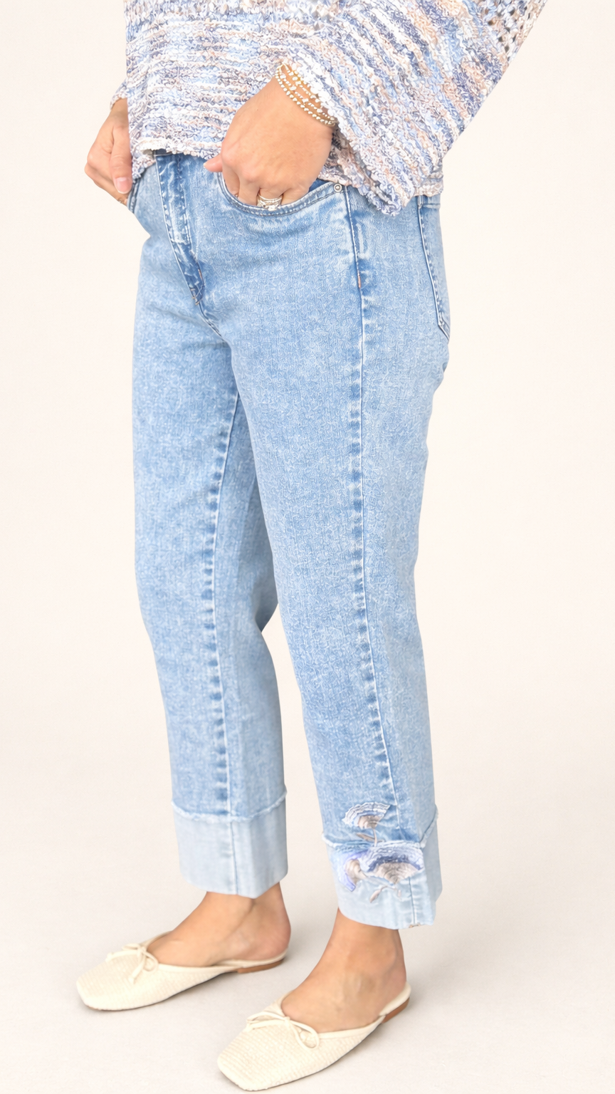 FLOWER CUFF CAPRI