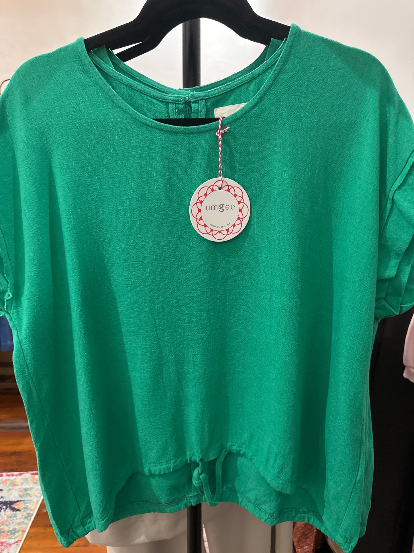 Linen Roundneck Top