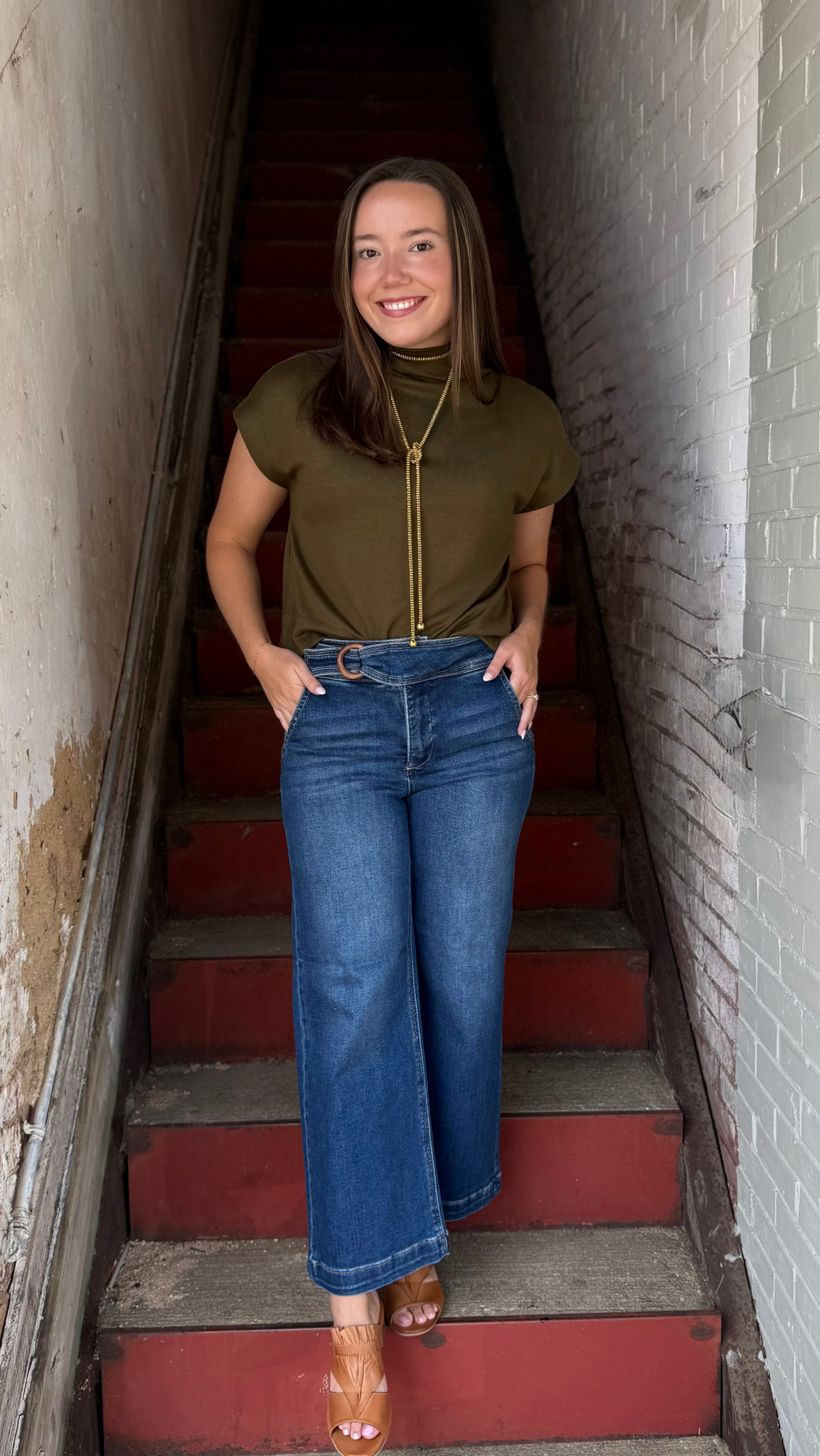 HR-Crop Wide-Extended Front